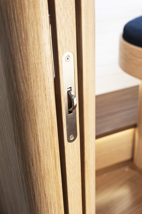 Linjett Yachts dörrlås