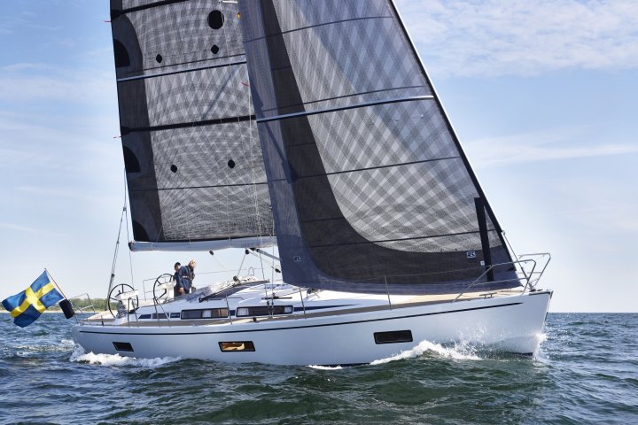 YACHT-Test Linjett-39