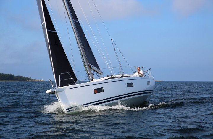 Linjett 36 Sailing